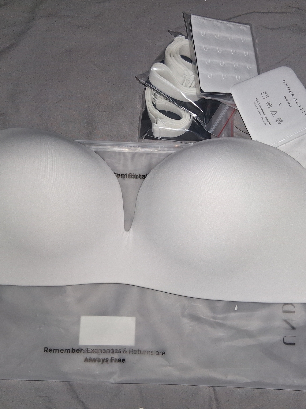 Unferoutfit Strapless Push-Up Bra - White - Picture 3 of 5